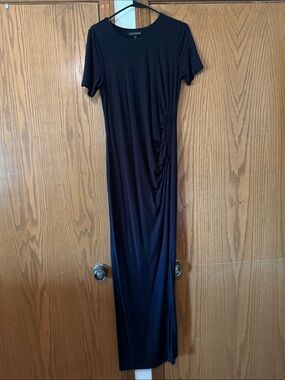 A Pea in the Pod Black Ruched Side Maxi Dress